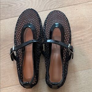Black Mesh Women's Shoes